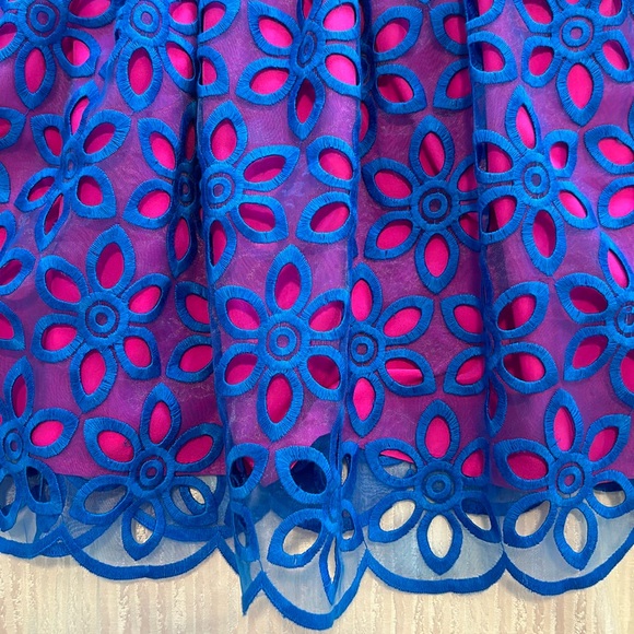Lilly Pulitzer eyelet dress 🌸 girls dress size 10 🌸 - Picture 3 of 5